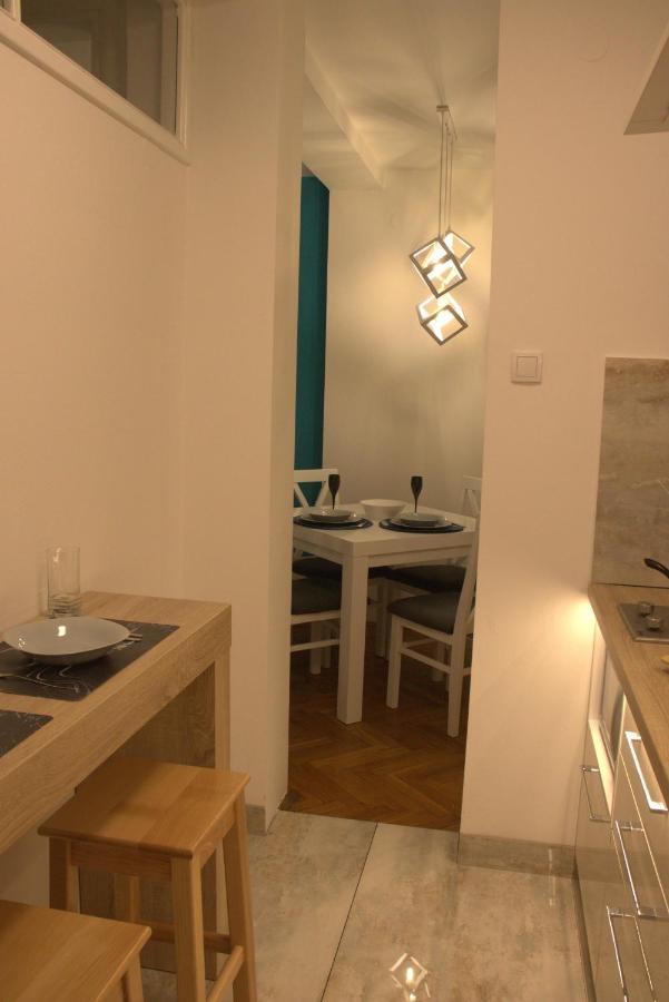 Novi Sad Apartman Tenigo Exteriör bild