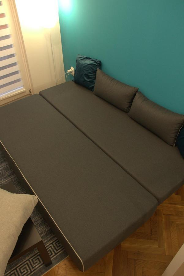 Novi Sad Apartman Tenigo Exteriör bild