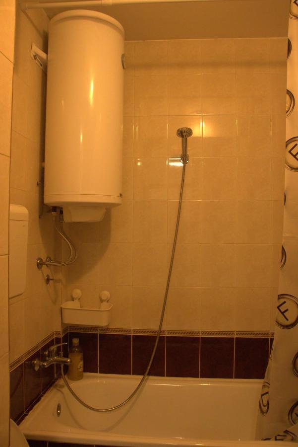 Novi Sad Apartman Tenigo Exteriör bild