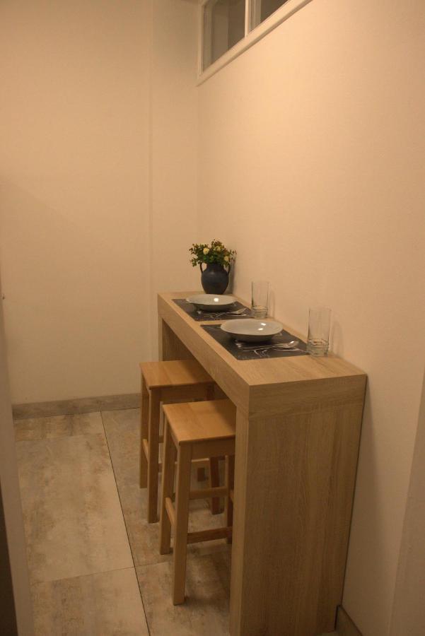 Novi Sad Apartman Tenigo Exteriör bild